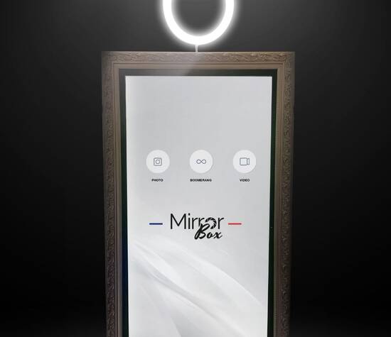 Photo booth : Mirror Box 