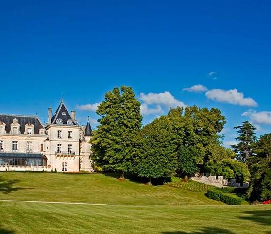 © Château de Mirambeau 