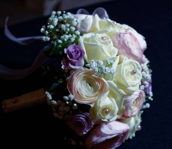 bouquet mariée romantique parme et rose