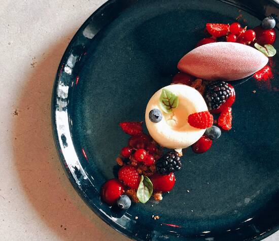  © Cheesecake, fruits rouges et sorbet griotte