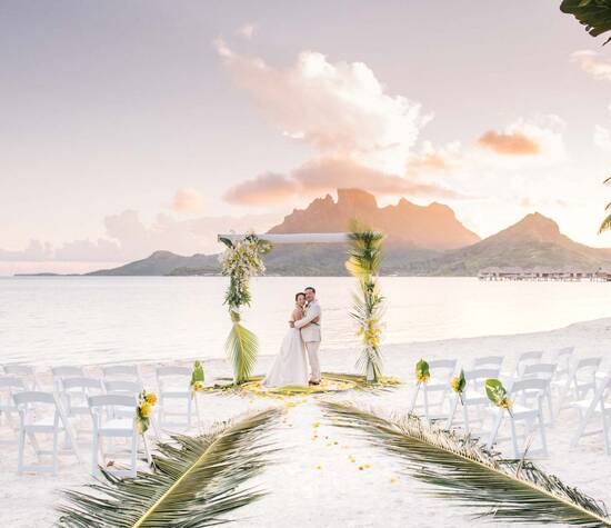 Wedding at the Four Seasons Bora Bora