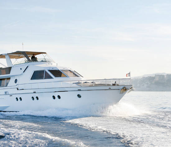 Yachting Rentals Services