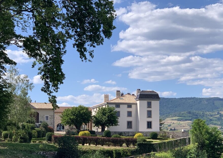 Château du Souzy : un panorama et un cadre exceptionnels où célébrer votre union !