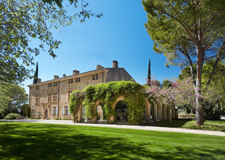 Château de Sannes : un lieu exceptionnel pour la réception de votre grand jour en Provence