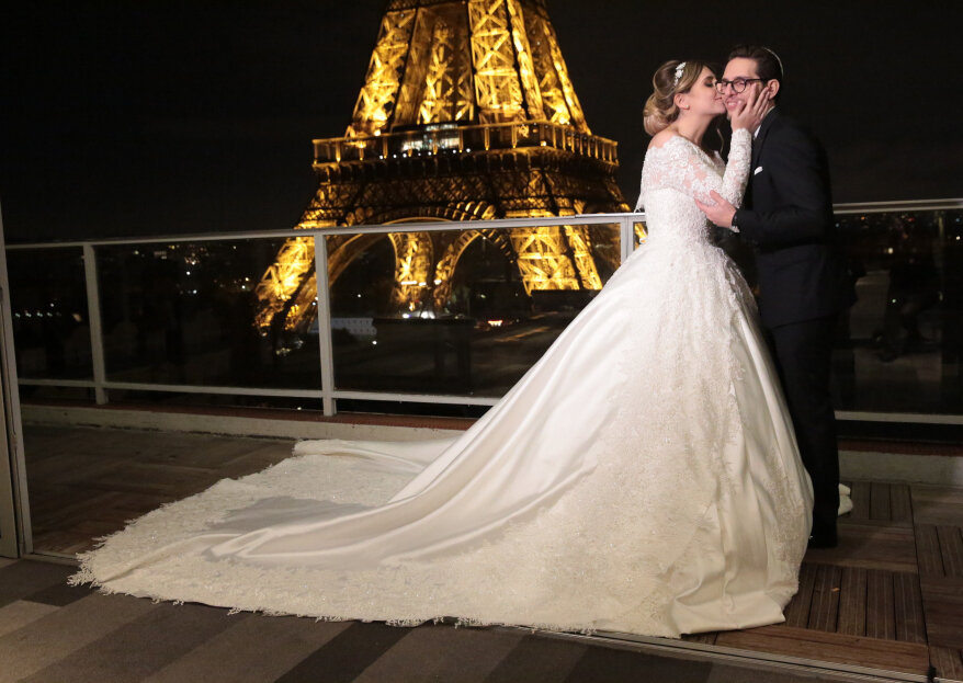 Esther et Axel: une union festive avec vue sur la Tour Eiffel