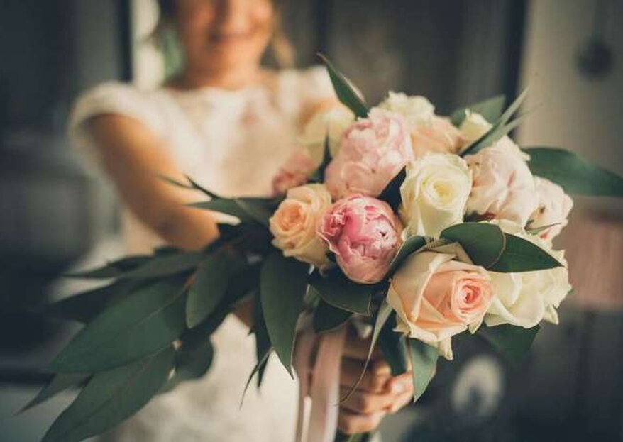 Symboles et traditions du bouquet de mariée