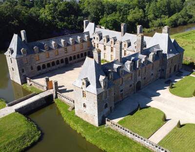 Château Le Rocher Portail