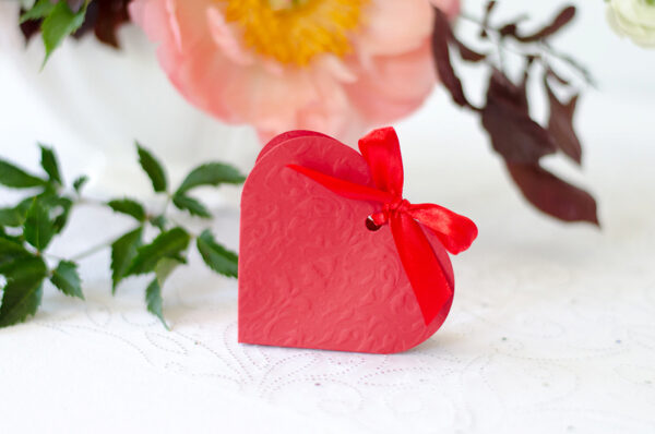 Cadeau Invité Mariage Boîte en carton rouge en forme de cœur : 10 pcs.